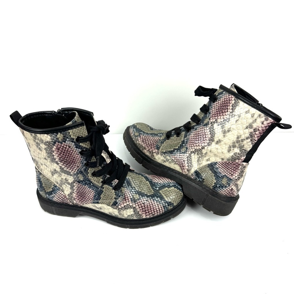 Marco Tozzi Lace Up Combat Boots 8 Faux Leather Embossed Snake Print Multicolor